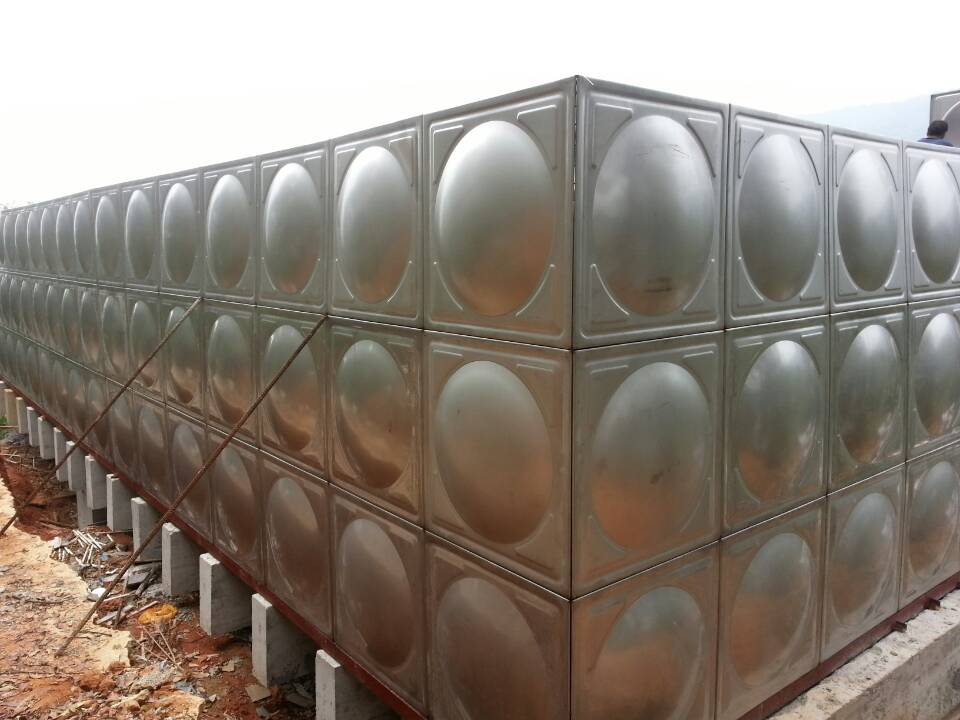 廣州不銹鋼水箱 廣州不銹鋼水箱